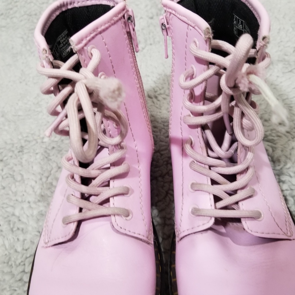 Doc Martens Kids Zavala J Combat Boots Size 3 Pastel Pink Lace Up Punk Grunge - Picture 3 of 16